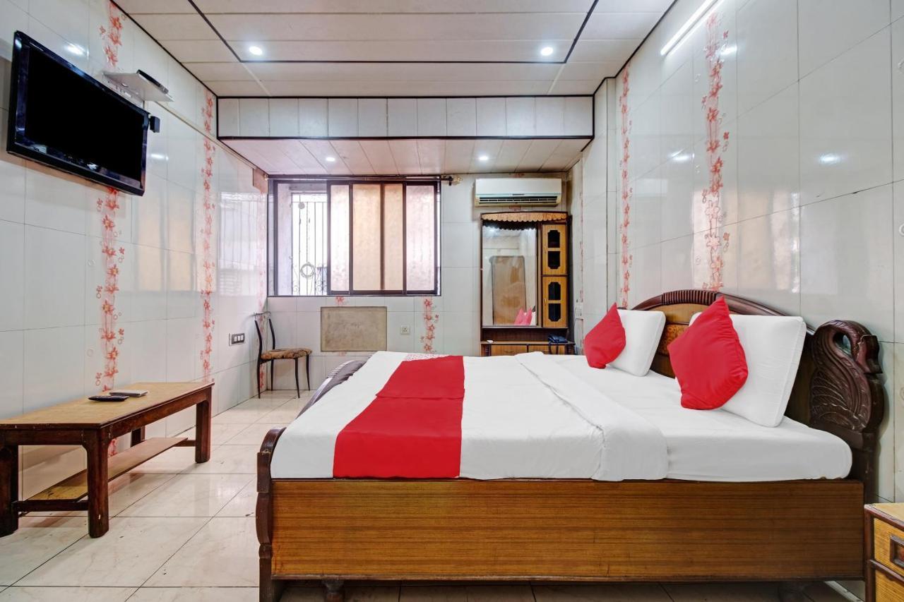 Oyo 80762 Hotel New Mini Mahal Turambhe Екстер'єр фото